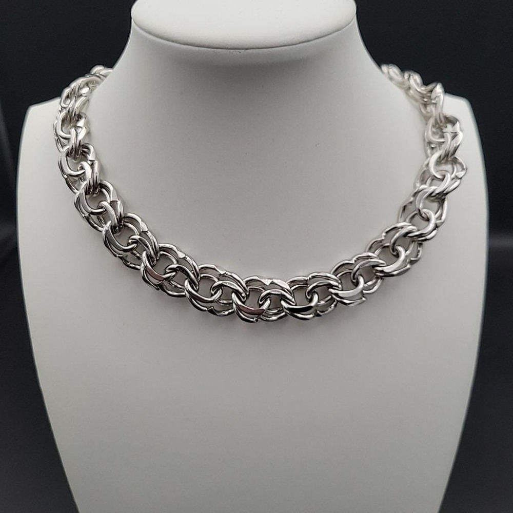 Trifari Vintage Silver Tone Chunky Double Link Chain Necklace 18 Inch Classic